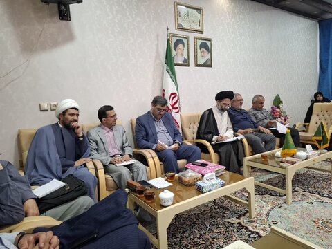 تصاویر/ دیدار مدیران کانون های فرهنگی با نماینده ولی‌فقیه در کاشان
