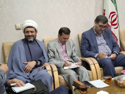 تصاویر/ دیدار مدیران کانون های فرهنگی با نماینده ولی‌فقیه در کاشان
