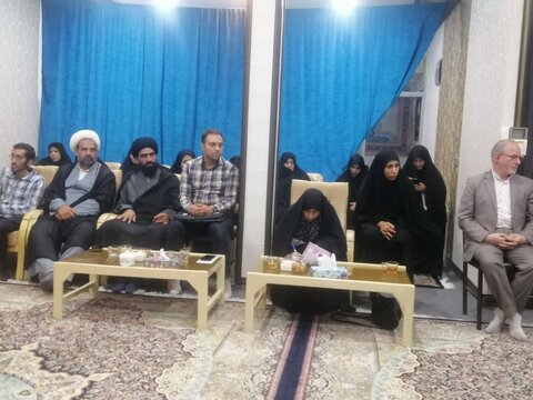 تصاویر/ دیدار مدیران کانون های فرهنگی با نماینده ولی‌فقیه در کاشان
