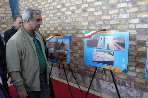 آیین بهره برداری نیروگاه خورشیدی موقوفه مدرسه علمیه عباسقلی خان