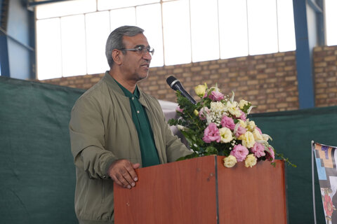 آیین بهره برداری نیروگاه خورشیدی موقوفه مدرسه علمیه عباسقلی خان