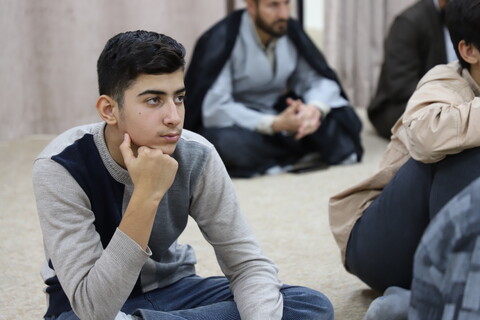 تصاویر/آیین گرامیداشت هفته دفاع مقدس و آغاز سال تحصیلی جدید در حوزه علمیه خاتم الانبیاء سنندج