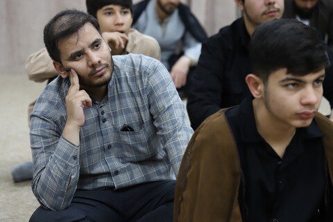 تصاویر/آیین گرامیداشت هفته دفاع مقدس و آغاز سال تحصیلی جدید در حوزه علمیه خاتم الانبیاء سنندج