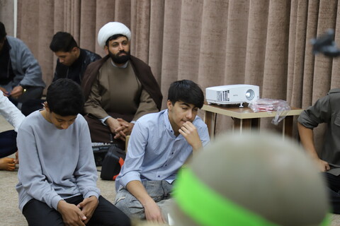 تصاویر/آیین گرامیداشت هفته دفاع مقدس و آغاز سال تحصیلی جدید در حوزه علمیه خاتم الانبیاء سنندج