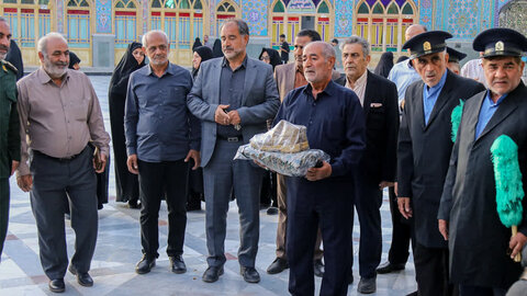 تصاویر/ حضور خانواده شهدا آران وبیدگل درگنجینه شهدای دفاع مقدس هلال بن علی (ع)