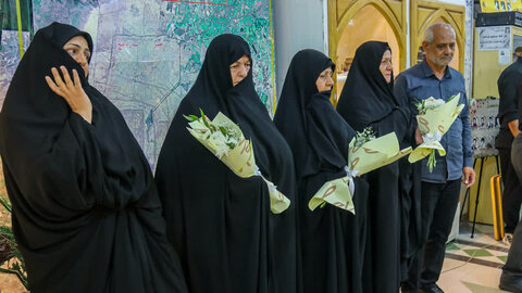 تصاویر/ حضور خانواده شهدا آران وبیدگل درگنجینه شهدای دفاع مقدس هلال بن علی (ع)