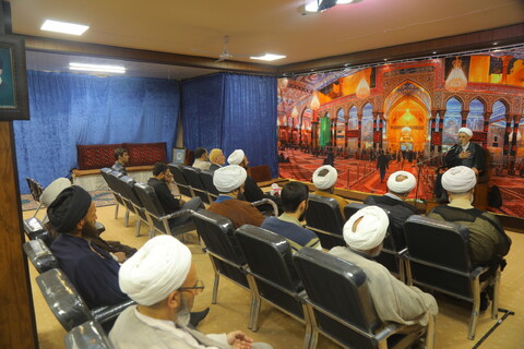 تصاویر / درس اخلاق توسط حجت الاسلام والمسلمین رفیعی