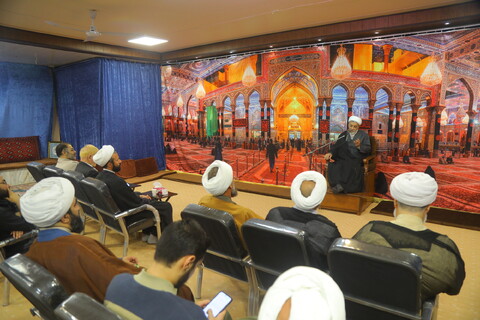 تصاویر / درس اخلاق توسط حجت الاسلام والمسلمین رفیعی