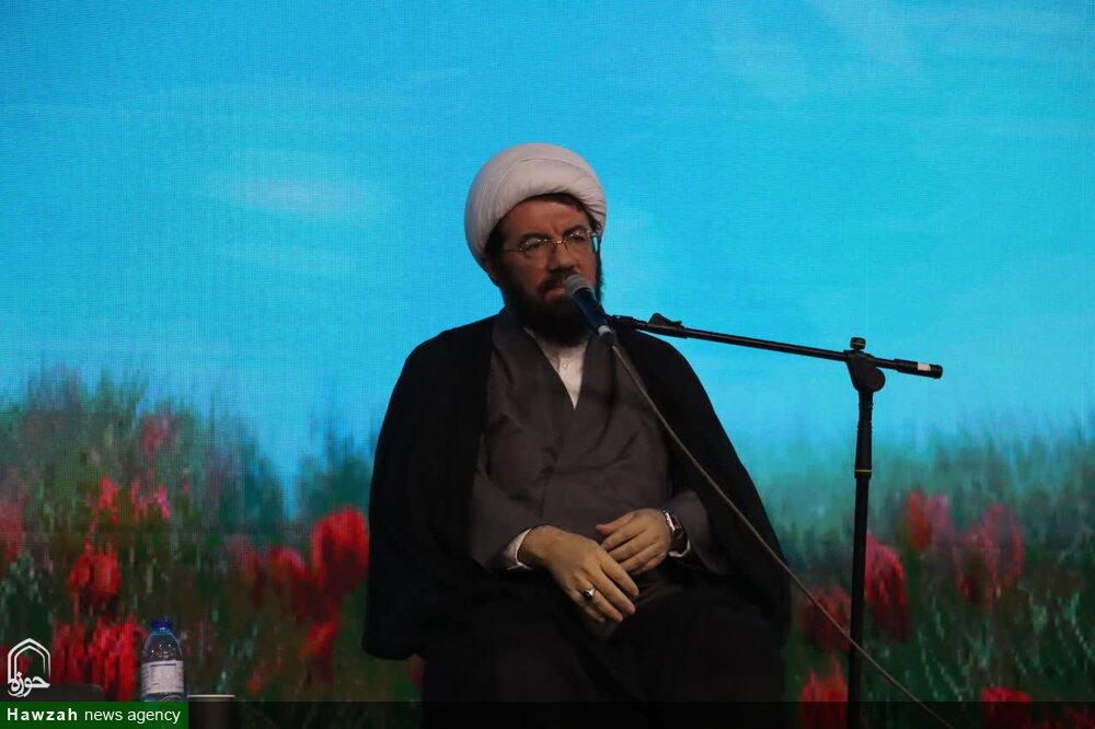 ایمان و مقاومت، کلید عبور از بن‌بست‌ها