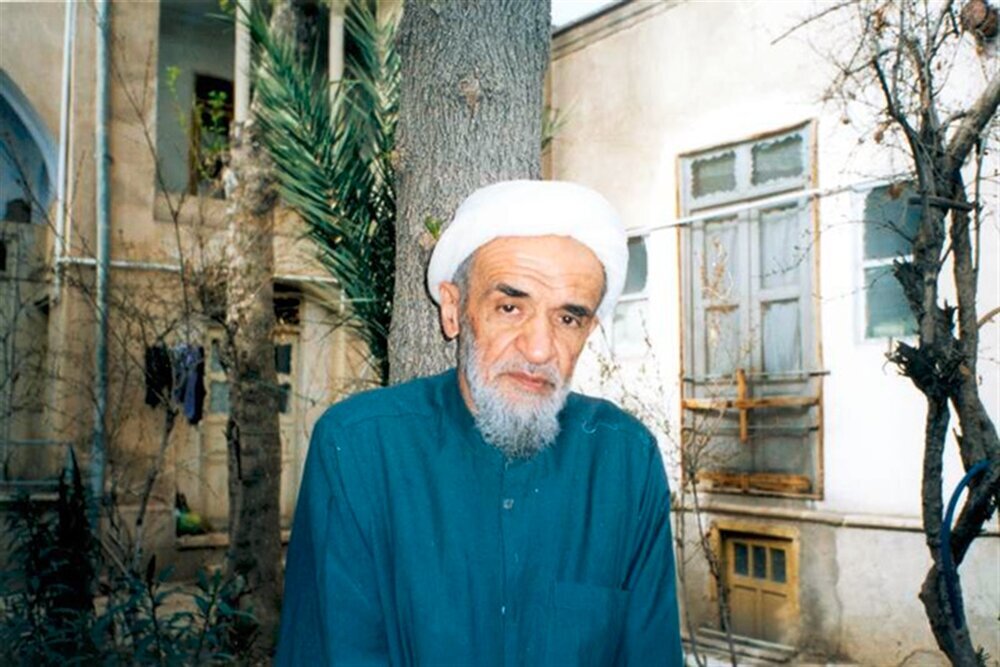 آیت‌الله سعادت پرور؛ مردی که در ۳۰ سال تنها ۲ بار غیبت کرد