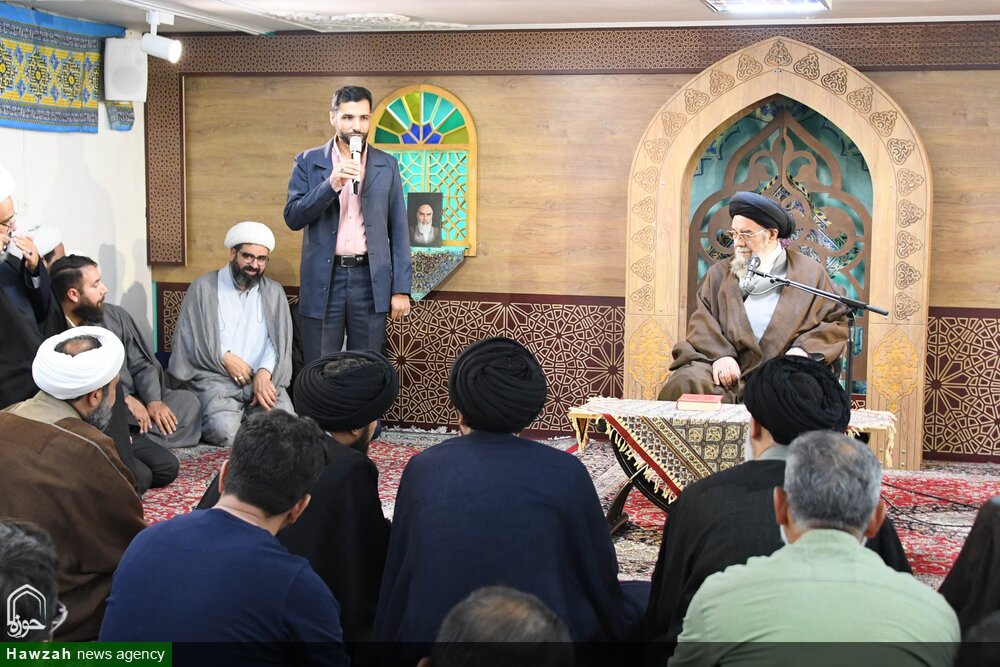 لزوم تبیین دستاوردهای انقلاب در منابر و هیئات مذهبی