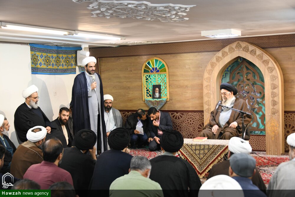 لزوم تبیین دستاوردهای انقلاب در منابر و هیئات مذهبی