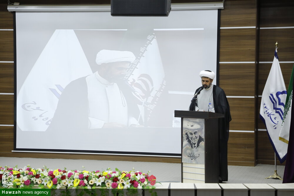 تصاویر/ آئین تکریم و معارفه مسئول دفتر نهاد رهبری در دانشگاه یاسوج