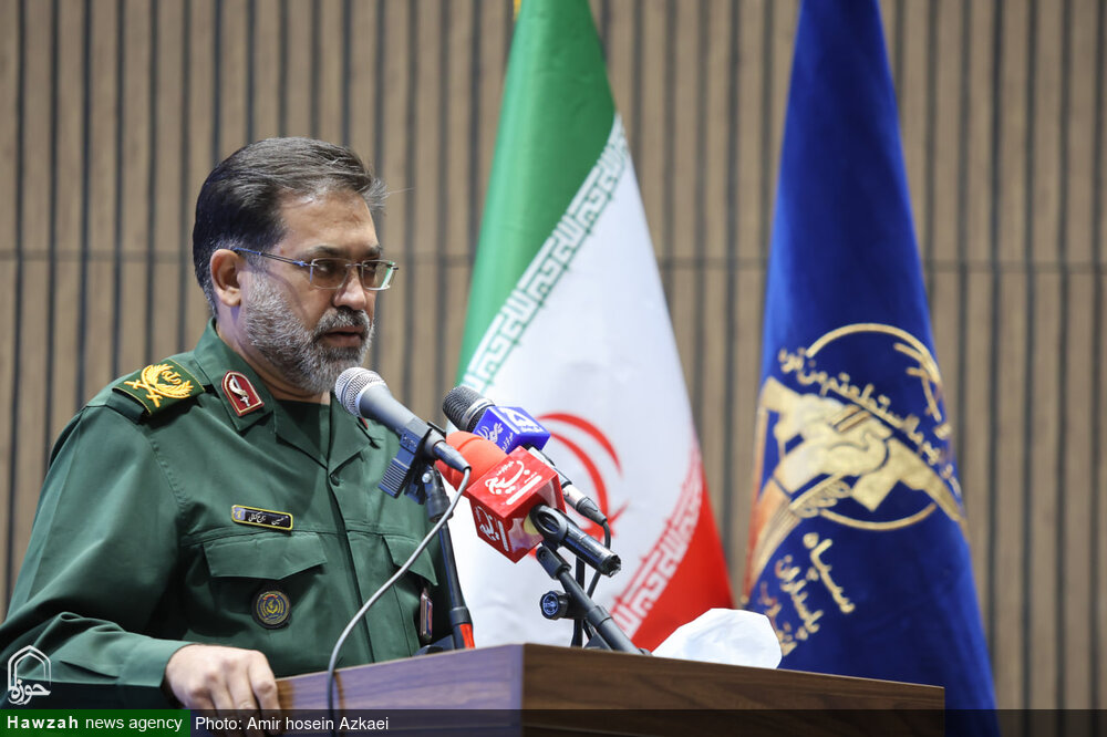 خدمت به مردم، تکریم خانواده‌های شهدا و ترویج ارزش‌های الهی از اصول بنیادین سپاه است