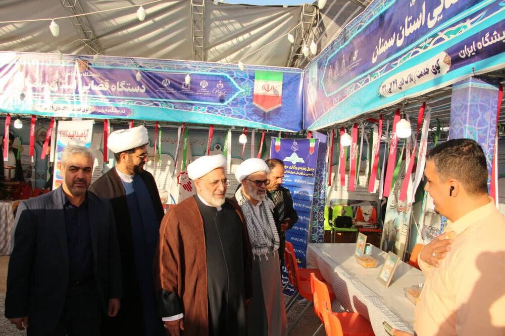 نقش ارزنده فرهنگ ایثار و شهادت در تقویت سرمایه اجتماعی و ترویج گفتمان عدالت‌محور در جامعه