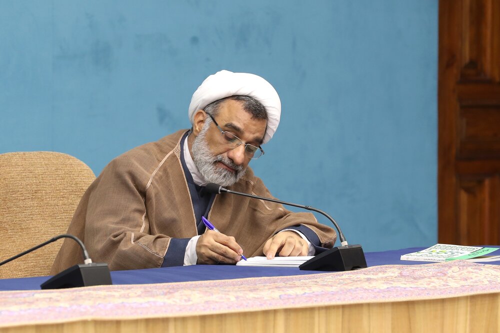 علم و ایمان دو بال حرکت تمدنی در مسیر تحقق ایران قوی است