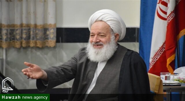 عُجب آفتی که راه رشد علمی و معنوی را می‌بندد