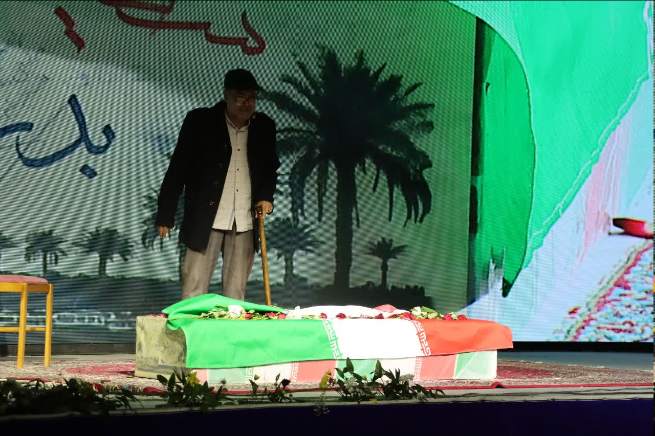 استقبال و تجدید میثاق با شهید گمنام در دومین کنگره سه هزار شهید استان سمنان + عکس