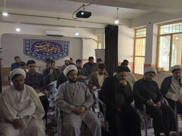 وحدت و مقابله با استکبار، بزرگ‌ترین پیام دفاع مقدس برای امروز است