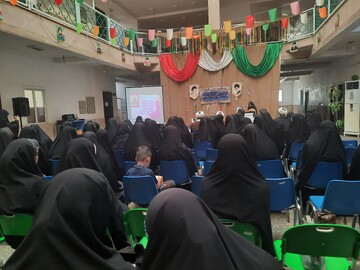 تصاویر/ همگامی علم و ایثار در مدرسه علمیه خواهران برازجان