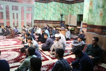 تصاویر/ نخسین مراسم هفتگی هیئت رایةالمهدی (عج) مدرسه علمیه منصوریه در سال تحصیلی جدید