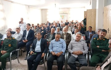 تصاویر/ دیدار فرماندهان دفاع مقدس و مسئولان کوهدشت با امام جمعه شهرستان