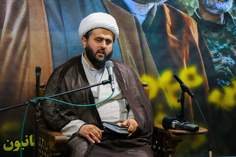 تصاویر/ مراسم بزرگداشت شهدای مقاومت حجج اسلام و المسلمین سید حسن نصر الله، سید هاشم صفی الدین و شیخ نبیل قاووق