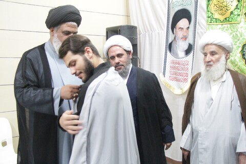 تصاویر/ آیین عباگذاری و تجلیل از طلاب و اساتید موفق مدرسه علمیه خورموج