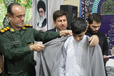 تصاویر/ آیین عباگذاری و تجلیل از طلاب و اساتید موفق مدرسه علمیه خورموج