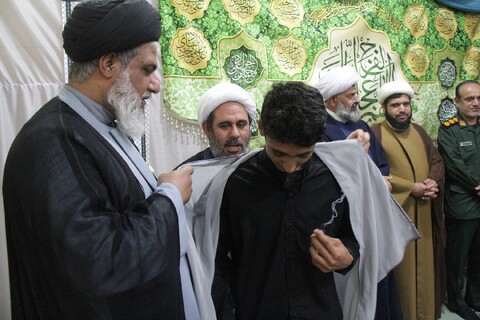 تصاویر/ آیین عباگذاری و تجلیل از طلاب و اساتید موفق مدرسه علمیه خورموج