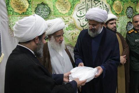 تصاویر/ آیین عباگذاری و تجلیل از طلاب و اساتید موفق مدرسه علمیه خورموج