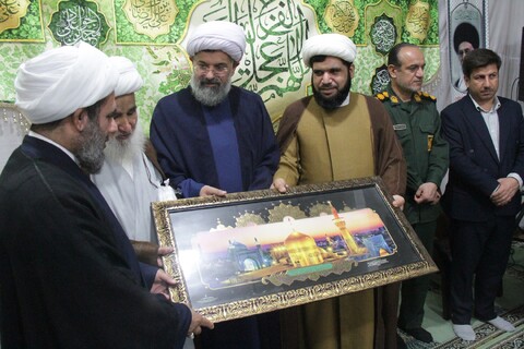 تصاویر/ آیین عباگذاری و تجلیل از طلاب و اساتید موفق مدرسه علمیه خورموج