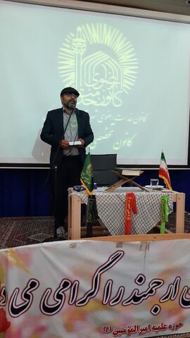 تصاویر/گردهمایی اعضای شبکه خادمیاری رضوی در آران وبیدگل