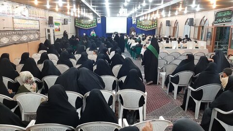 تصاویر/گردهمایی اعضای شبکه خادمیاری رضوی در آران وبیدگل