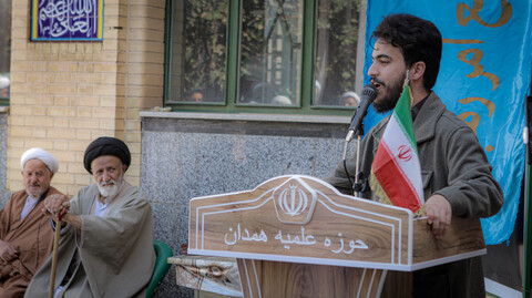 تصاویر/ تجمع طلاب، روحانیون و مردم غیرتمند همدان در حمایت از مواضع و روشنگرانه امام خامنه ای