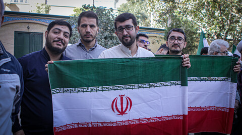 تصاویر/ تجمع طلاب، روحانیون و مردم غیرتمند همدان در حمایت از مواضع و روشنگرانه امام خامنه ای