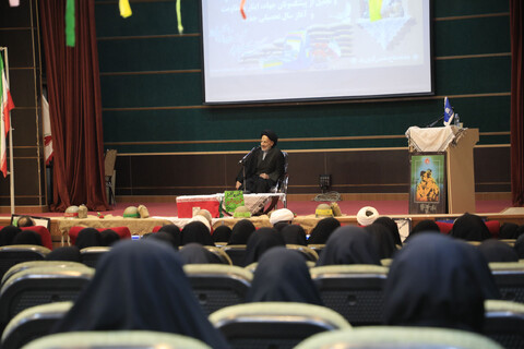 تجلیل از پیشکسوتان جهاد و شهیدان در آستانه سال تحصیلی جدید