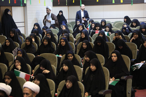 تجلیل از پیشکسوتان جهاد و شهیدان در آستانه سال تحصیلی جدید