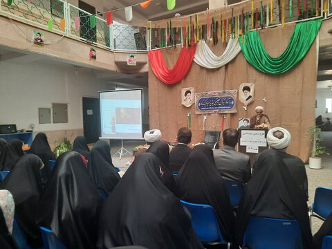 همگامی علم و ایثار در مدرسه علمیه خواهران برازجان