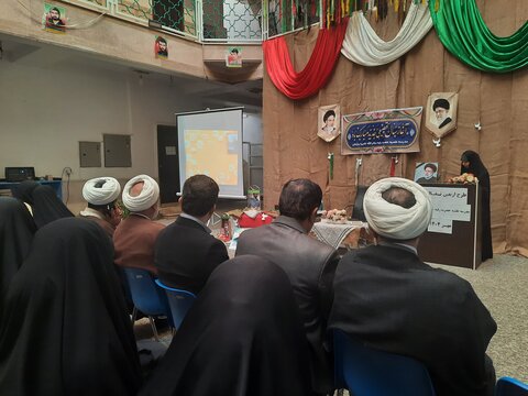 همگامی علم و ایثار در مدرسه علمیه خواهران برازجان