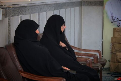 تصاویر/ مراسم گرامیداشت هفته دفاع مقدس در مدرسه علمیه تخصصی فاطمیه کرمان