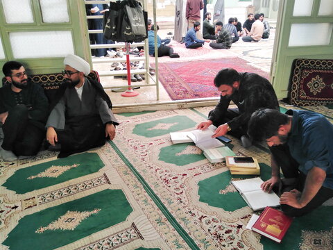 تصاویر/ آزمون شفاهی طلاب مدارس علمیه منطقه کاشان