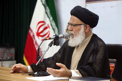 تصاویر/ نشست علمی بایسته های تکامل فقاهت