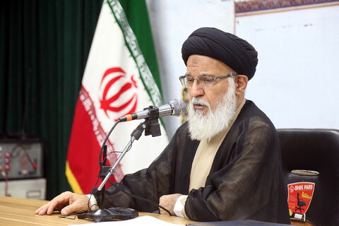 تصاویر/ نشست علمی بایسته های تکامل فقاهت