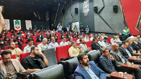 تصاویر/ آیین رونمایی از کتاب خسوف در بیروت