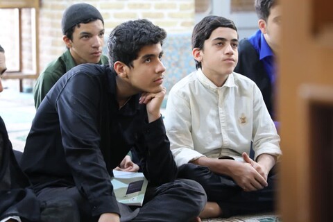 تصاویر/ دیدار مدیر حوزه علمیه استان یزد با طلاب مدرسه علمیه امام خمینی (ره) یزد