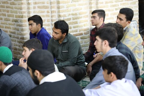 تصاویر/ دیدار مدیر حوزه علمیه استان یزد با طلاب مدرسه علمیه امام خمینی (ره) یزد