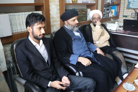 تصاویر/ دیدار مدیر حوزه علمیه استان یزد با کادر مدرسه علمیه امام خمینی (ره) یزد