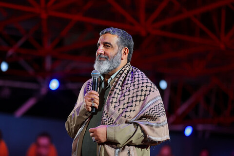 تصاویر/ آغاز برنامه شب های پر ستاره در تبریز