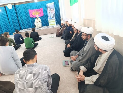 تصاویر/  درس اخلاق طلاب شاهین دژ